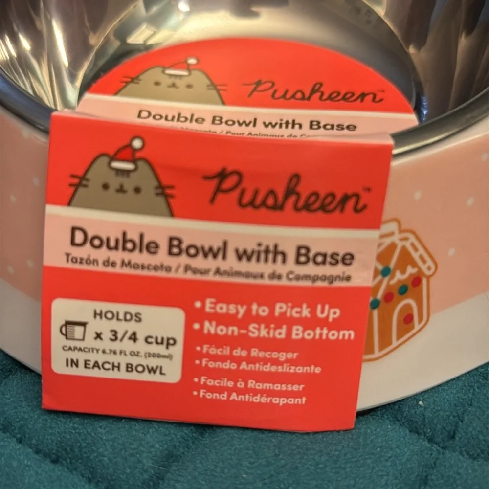 “Pusheen” CAT Double feeding Bowl with base, NWT
